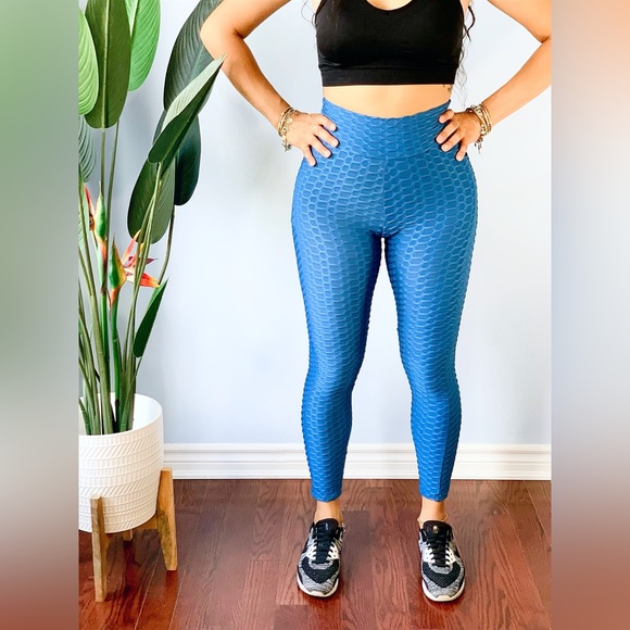 Textured TikTok Leggings - (Blue) - Picture 4 of 7